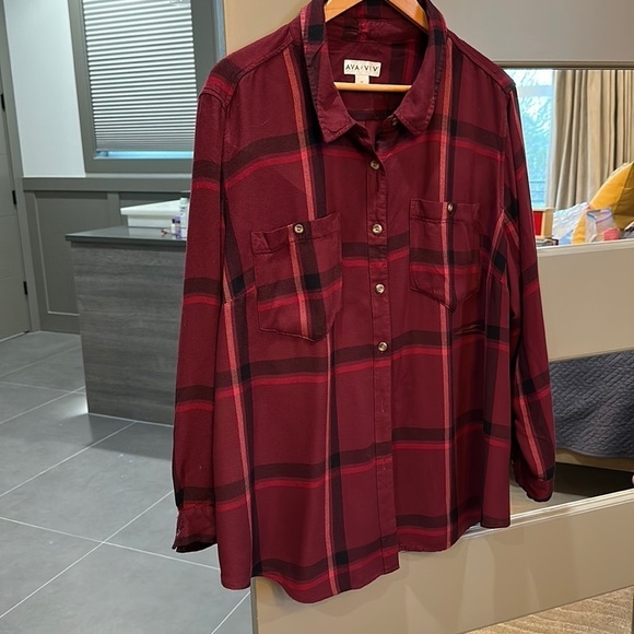 Ava & Viv Maroon Plaid Button Down Shirt Size 2X - Picture 1 of 4